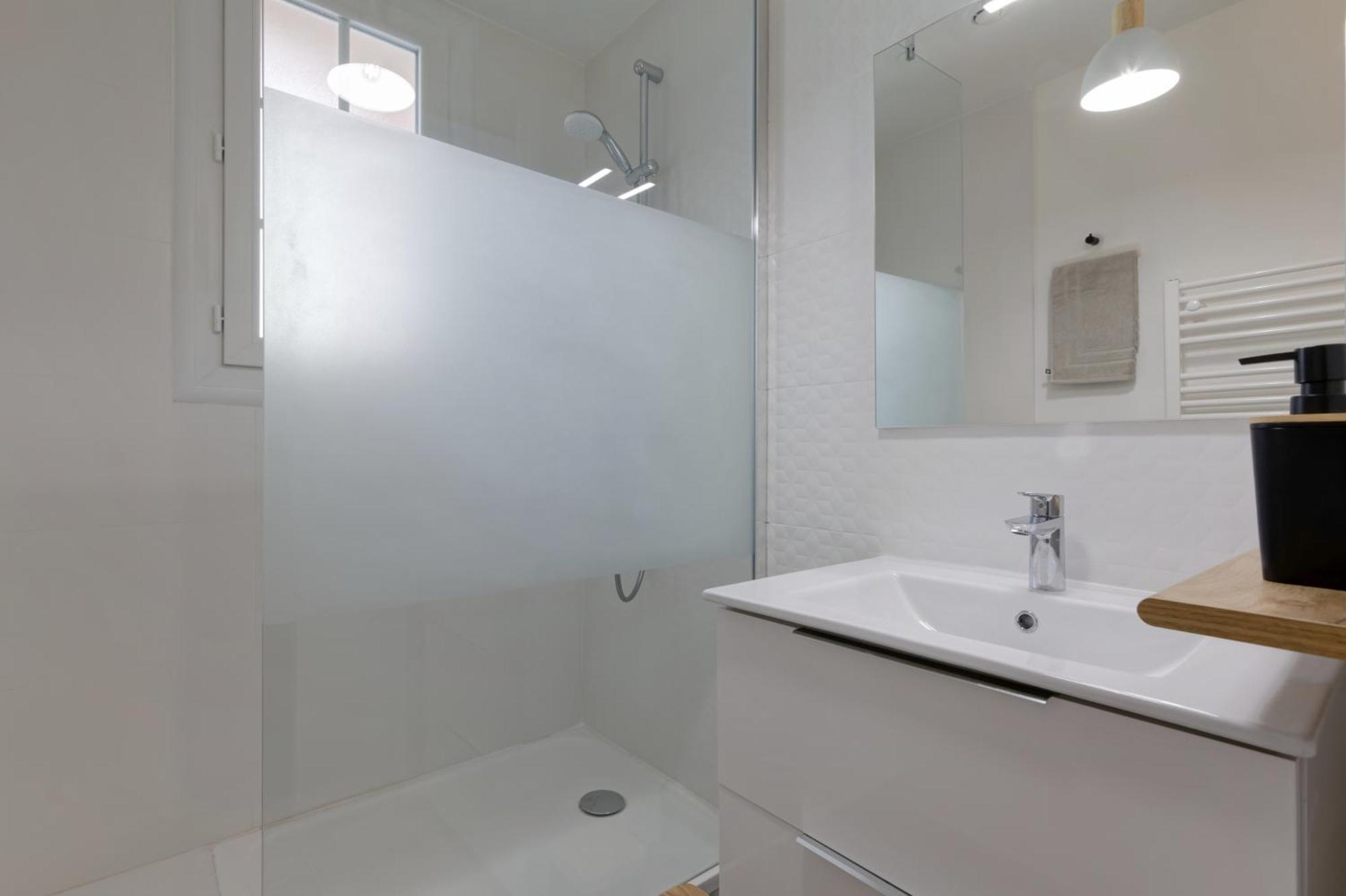 016- T2 Tropisme, Appart 1 Chambre,Clim,Wifi,Parking Монпелье Экстерьер фото